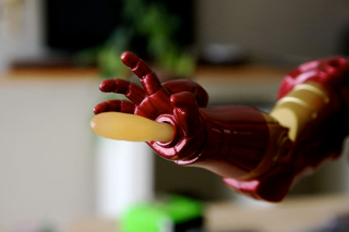 Illustration for article titled Iron Man Toys: Guns and Action Figures...Made of Plastic